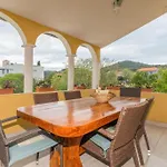 Apartamento Family Friendly With A Swimming Pool Sali, Dugi Otok - 8083 Sali
