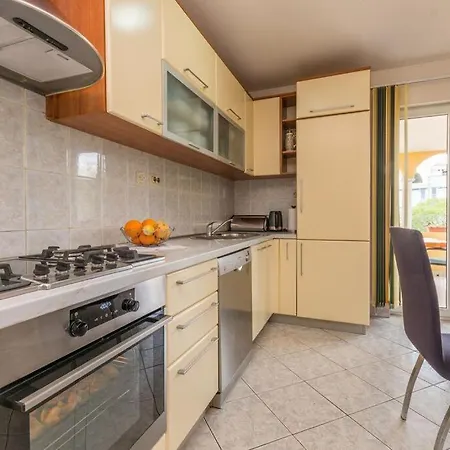 公寓 Family Friendly With A Swimming Pool Sali, Dugi Otok - 8083