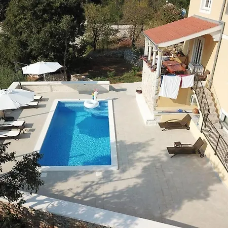 Family Friendly With A Swimming Pool Sali, Dugi Otok - 8083 *