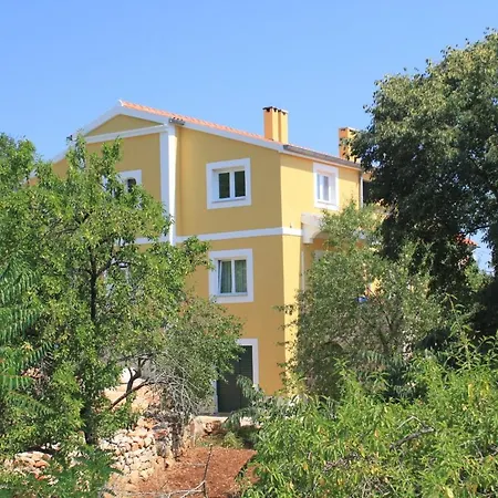 Family Friendly With A Swimming Pool Sali, Dugi Otok - 8083 Apartamento