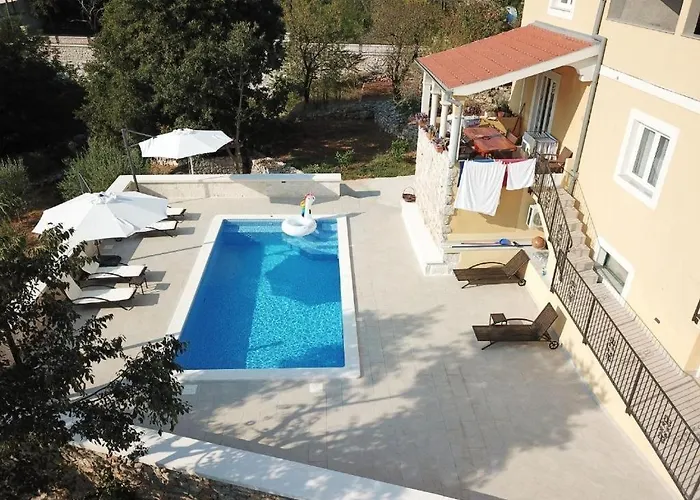 Family Friendly With A Swimming Pool Sali, Dugi Otok - 8083 *