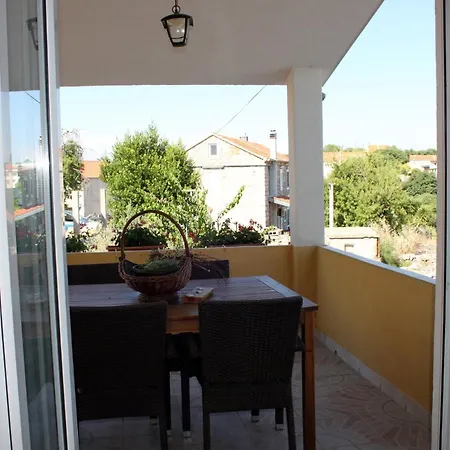 Family Friendly With A Swimming Pool Sali, Dugi Otok - 8083 Sali