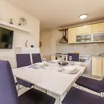 Daire Family Friendly With A Swimming Pool Sali, Dugi Otok - 8083 Sali
