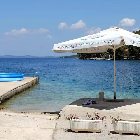 Family Friendly With A Swimming Pool Sali, Dugi Otok - 8083 Apartmán