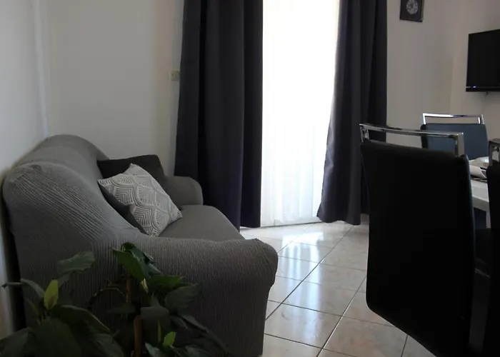 Apartmán Family Friendly With A Swimming Pool Sali, Dugi Otok - 8083