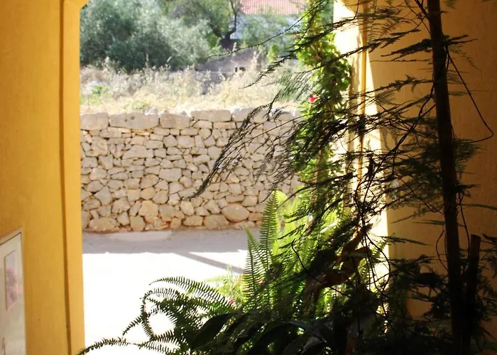 Family Friendly With A Swimming Pool Sali, Dugi Otok - 8083 Apartmán
